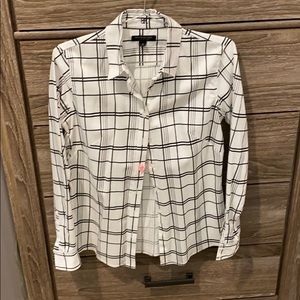 Banana Republic Non Iron Fitted Button Down